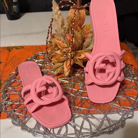 Gucci Pink Logo Slide Sandals use!! - Picture 1 of 1